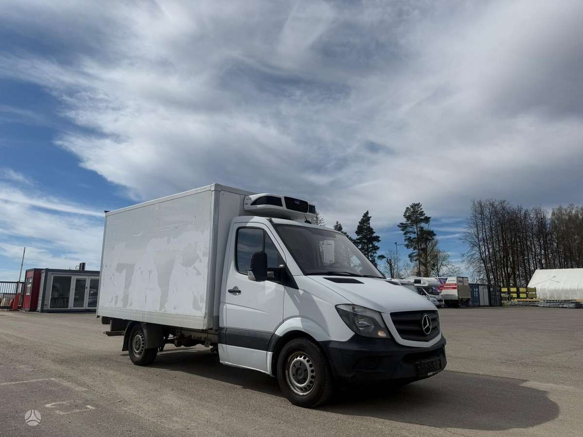 Mercedes-Benz Sprinter, cargo van