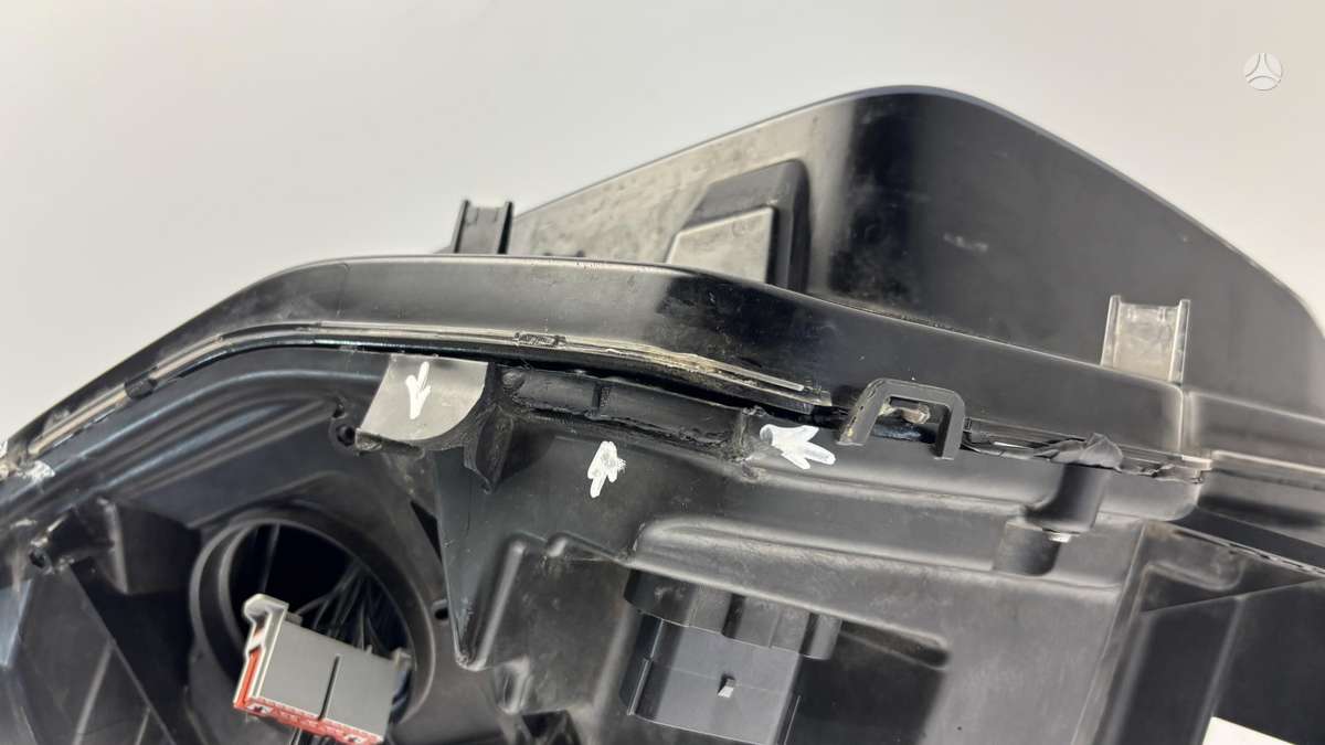 Ford Explorer, LB5B13W029GG, Cen31069
