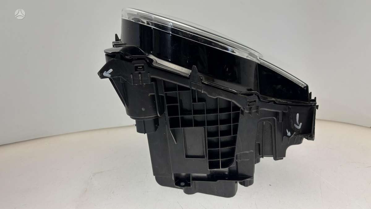 Land Rover Defender, L8B213W030HG, Cen31088