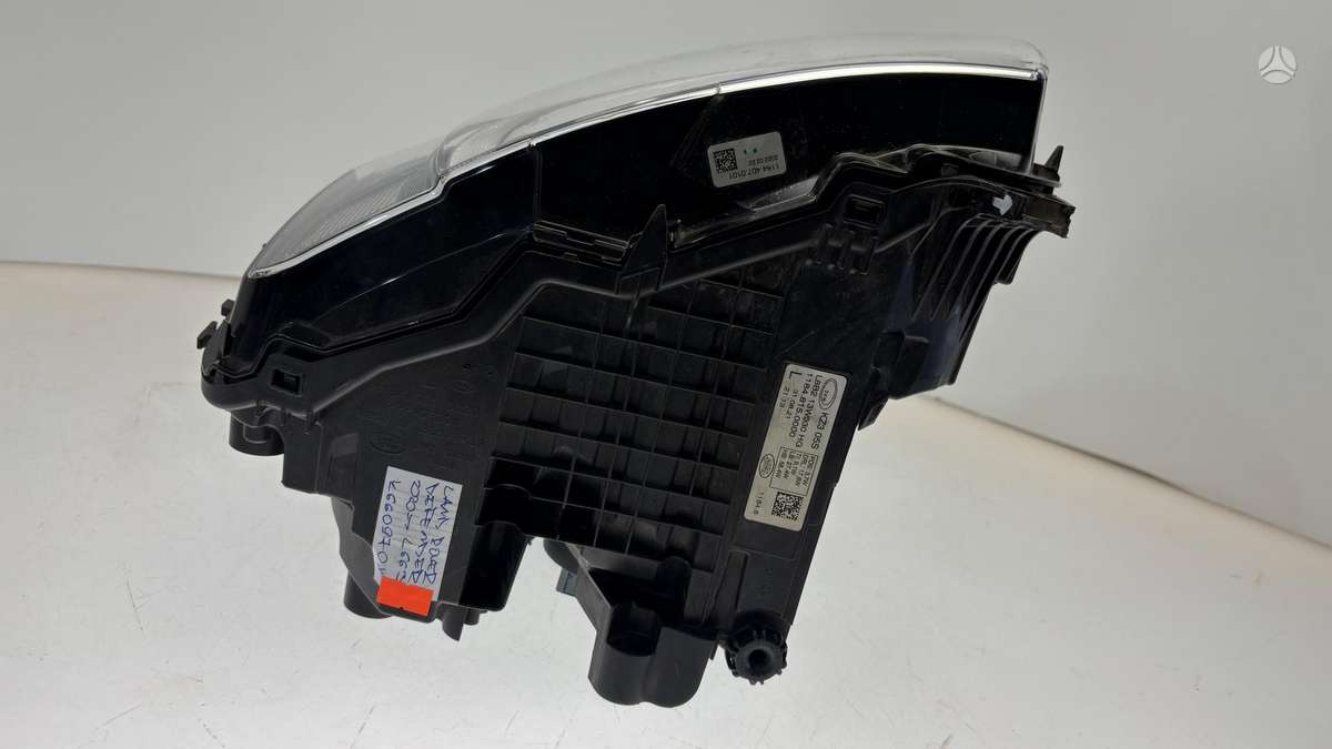 Land Rover Defender, L8B213W030HG, Cen31088