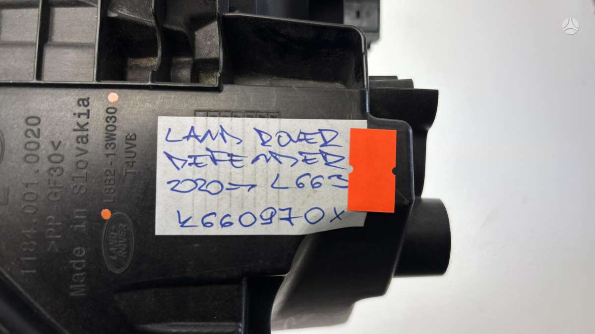 Land Rover Defender, L8B213W030HG, Cen31088