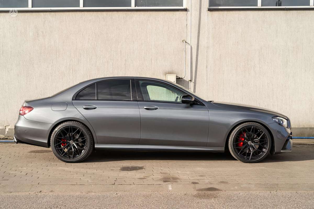 Mercedes-Benz E350, 3.0 l., Седан