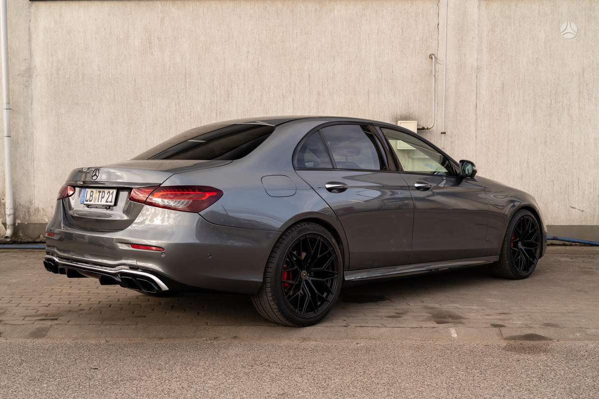 Mercedes-Benz E350, 3.0 l., Седан