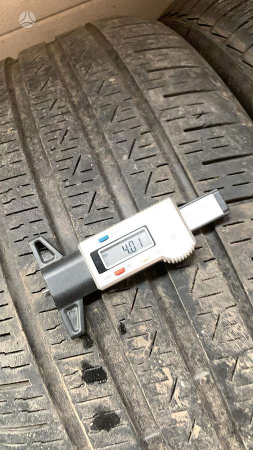 Pirelli Cinturito, summer 245/40 R18