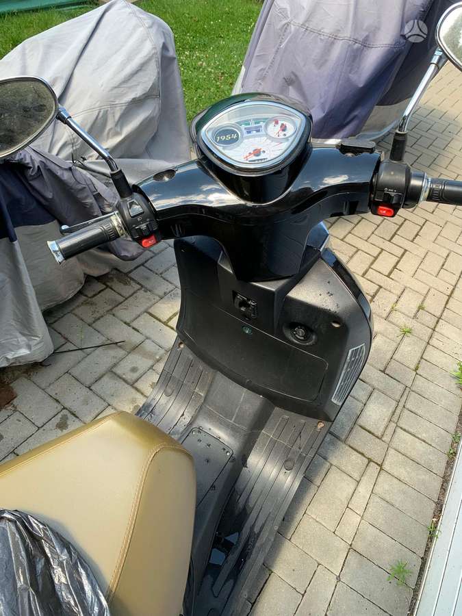 -Kita- -kita-, e-scooters