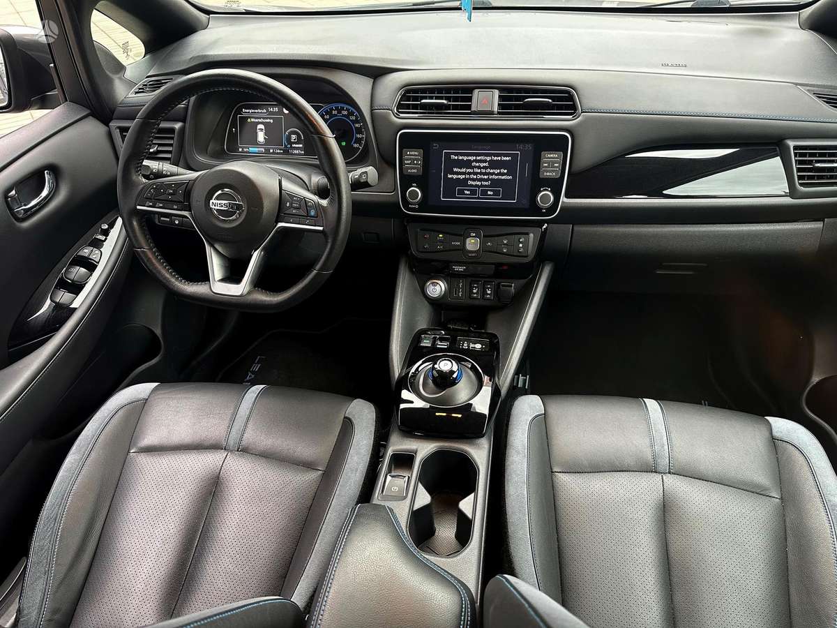 Nissan Leaf, 40 kWh, hatchback