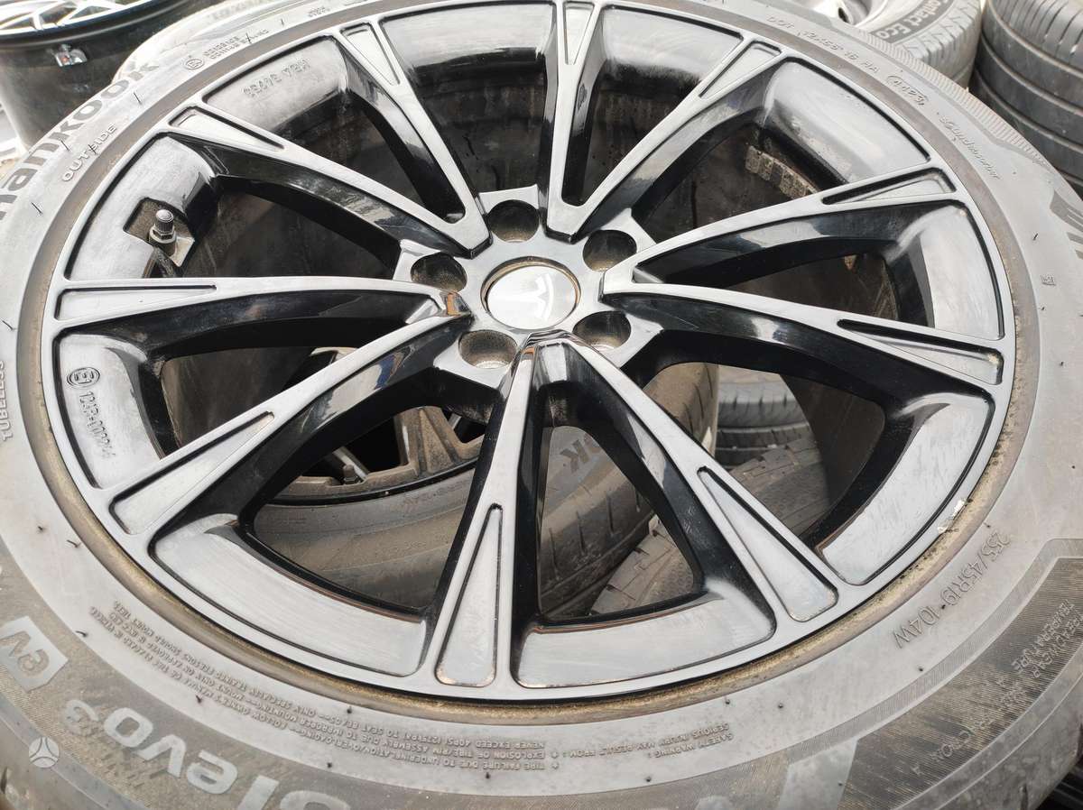 TESLA, light alloy, R19
