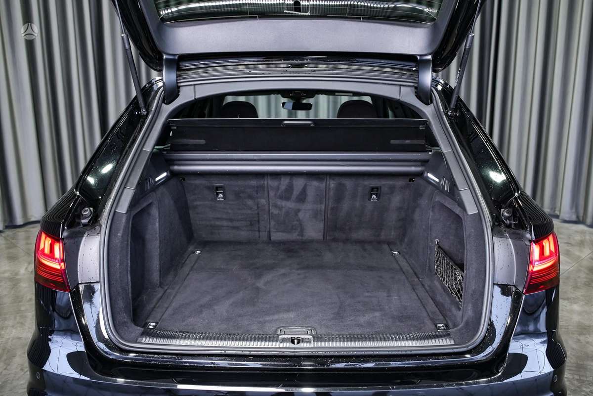 Audi A4, 2.0 l., Универсал