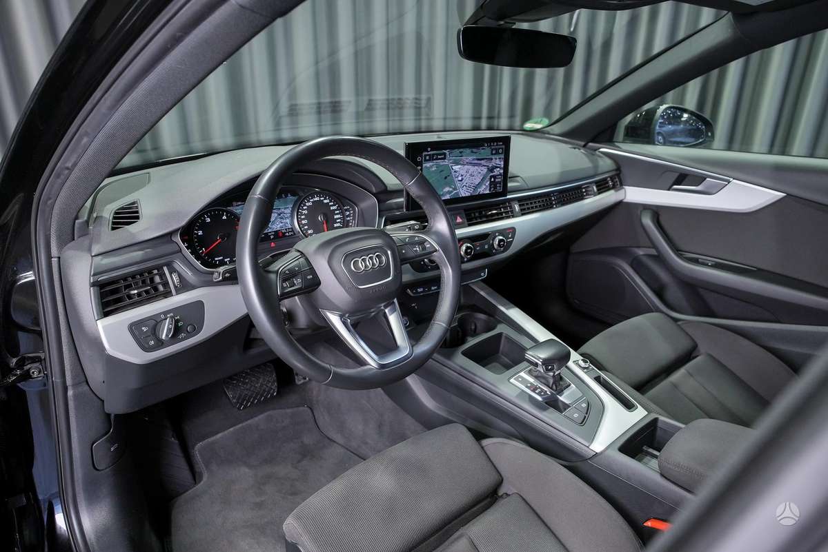 Audi A4, 2.0 l., Универсал