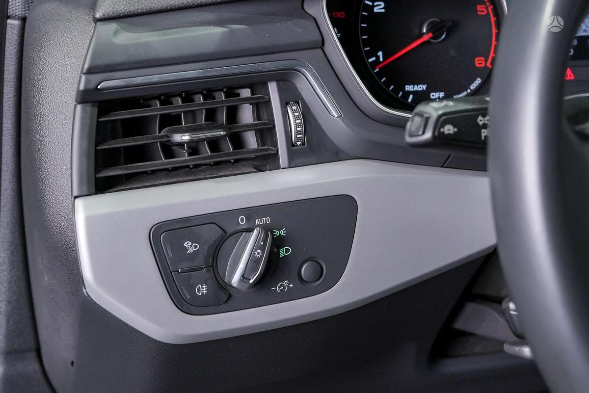 Audi A4, 2.0 l., Универсал
