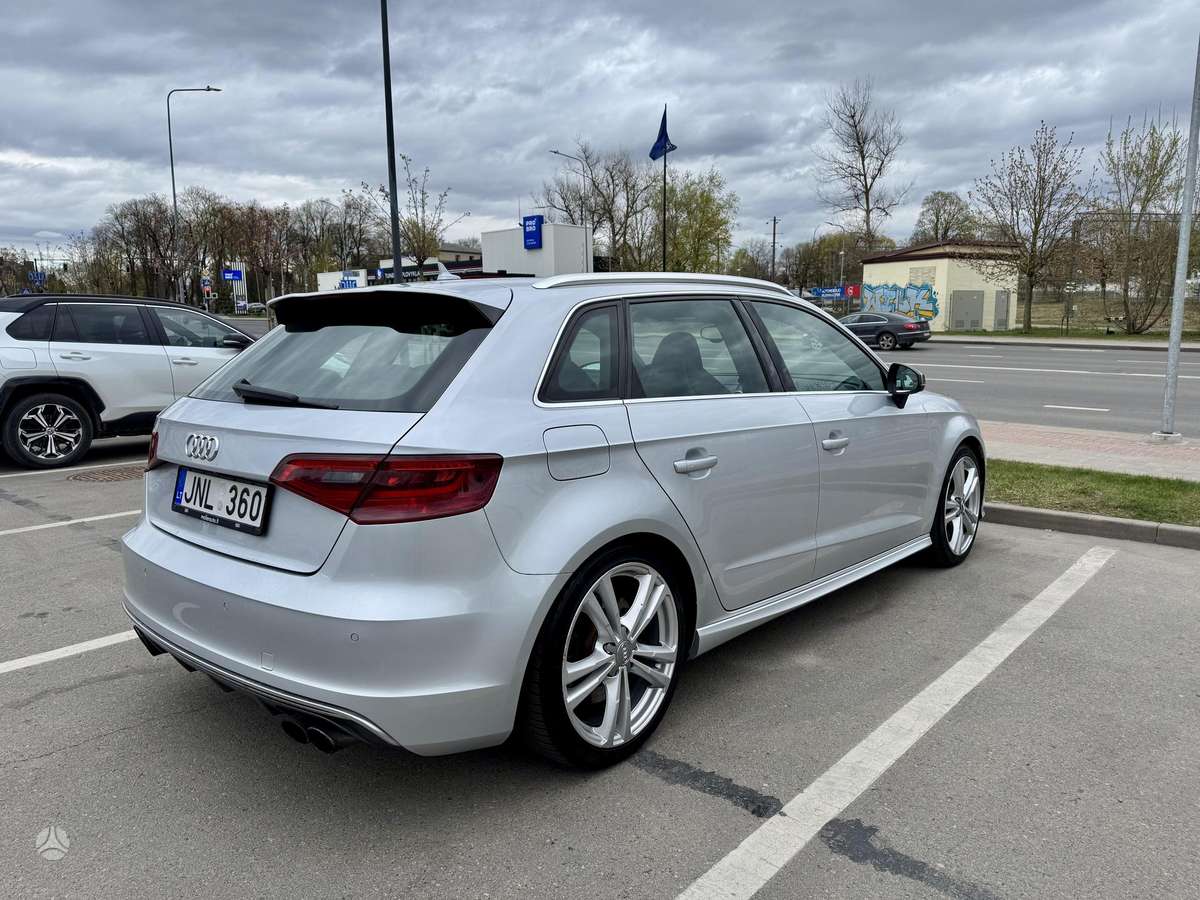 Audi S3, 2.0 l., hatchback