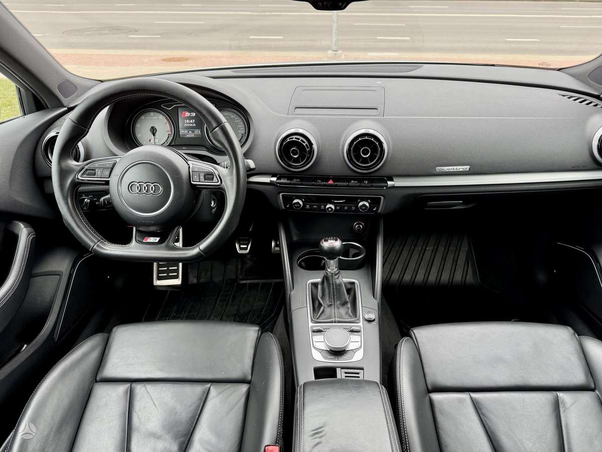 Audi S3, 2.0 l., Хэтчбек