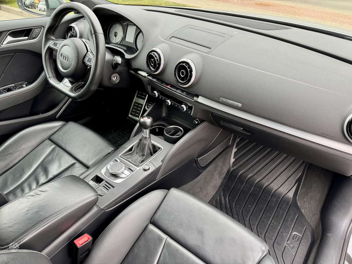 Audi S3, 2.0 l., hatchback