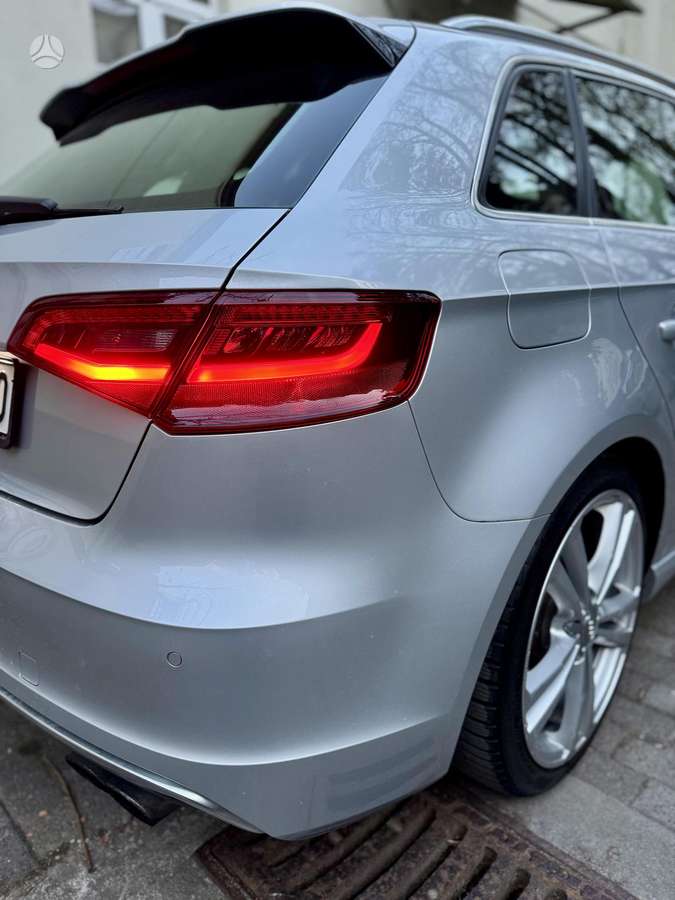 Audi S3, 2.0 l., hatchback