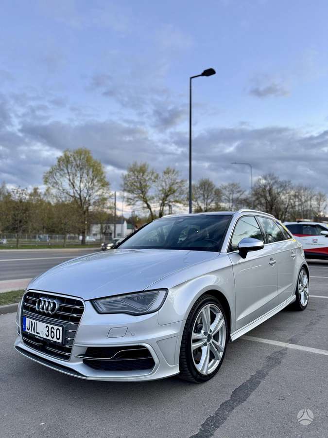 Audi S3, 2.0 l., hatchback