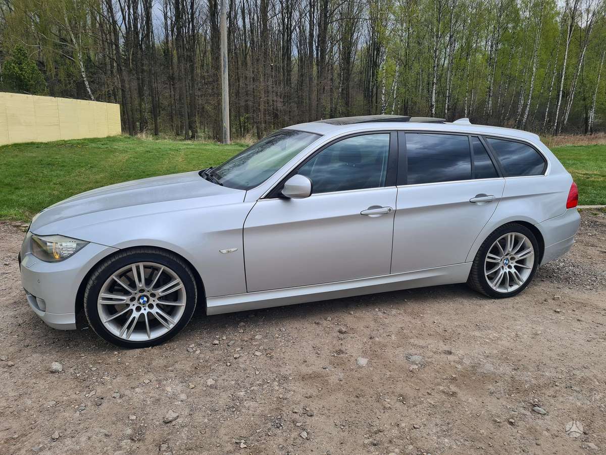 BMW 330, 3.0 l., Универсал