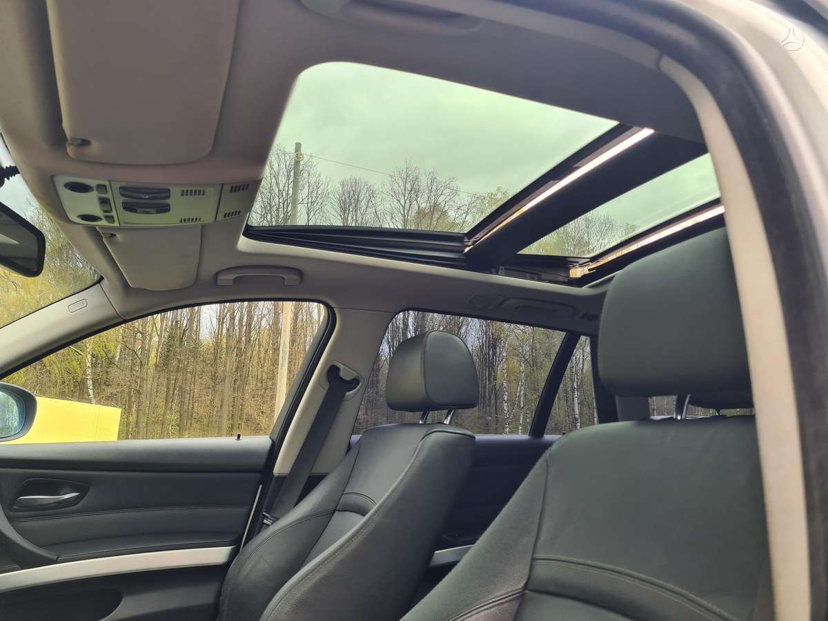 BMW 330, 3.0 l., Универсал