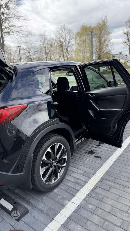 Mazda CX-5, 2.2 l., off-road / crossover
