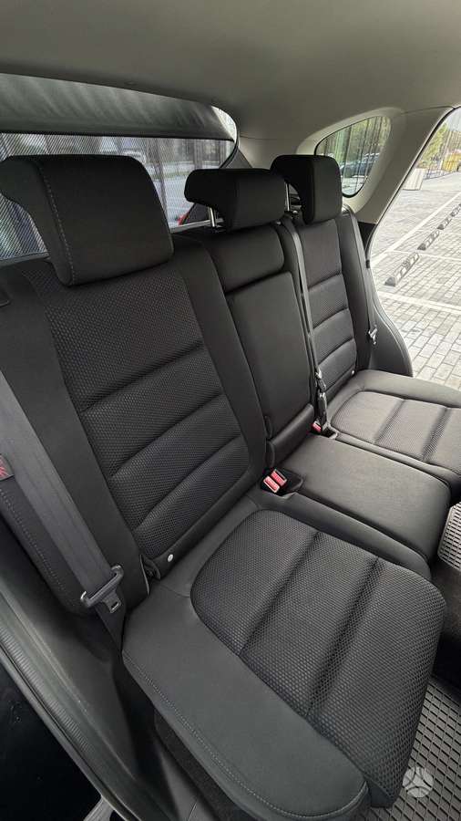 Mazda CX-5, 2.2 l., off-road / crossover