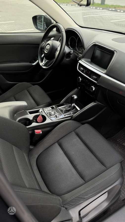 Mazda CX-5, 2.2 l., off-road / crossover