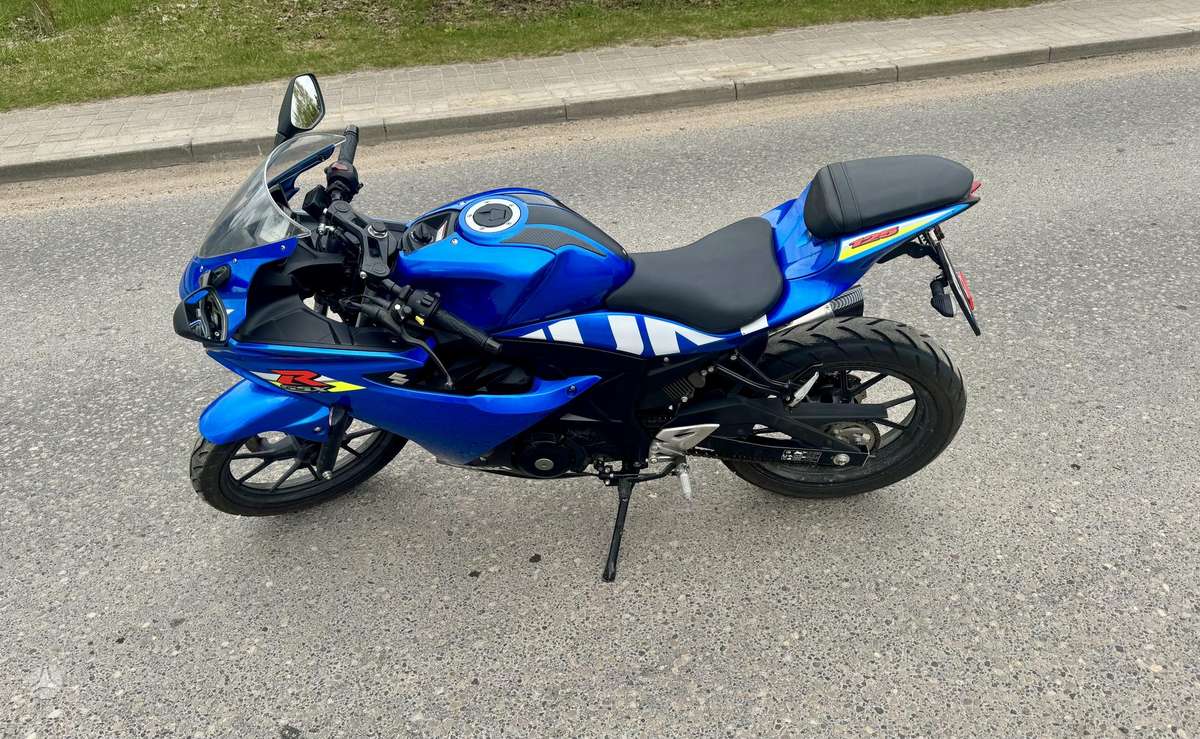 Suzuki GSX-R 125cc, superbikes