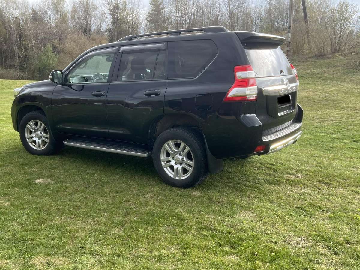 Toyota Land Cruiser - 6