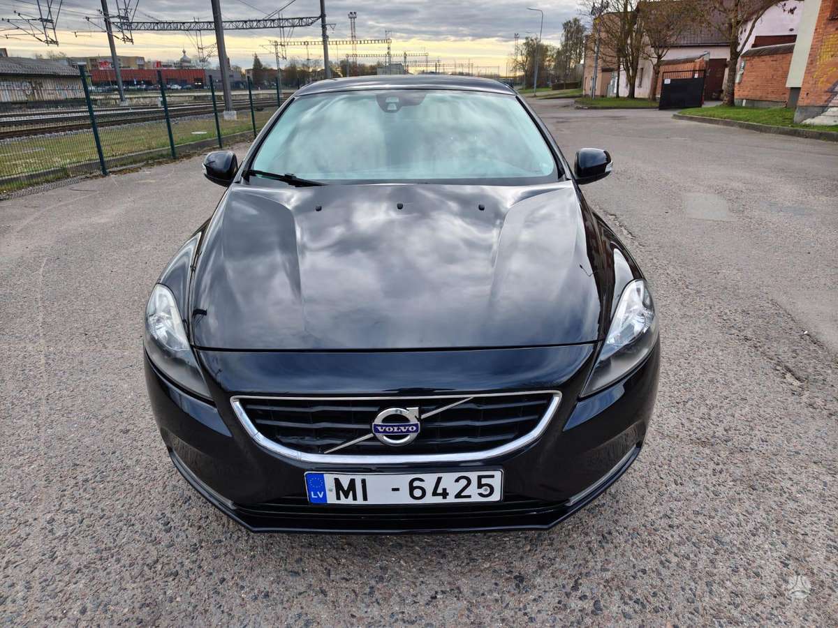 Volvo V40 - 2