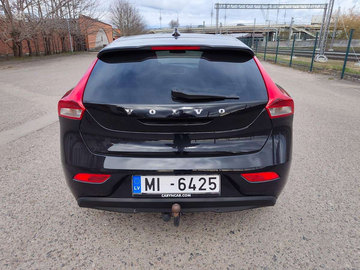 Volvo V40 - 5