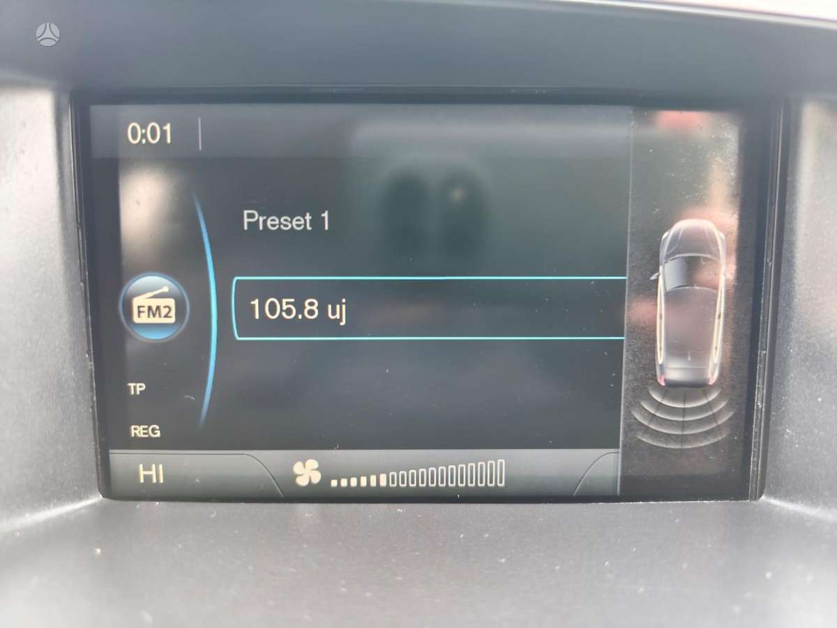 Volvo V40, 1.6 l., hatchback