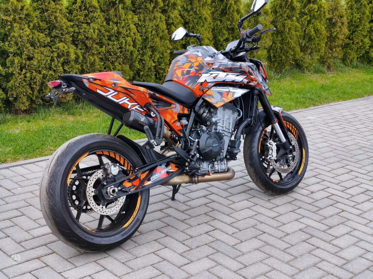 KTM Duke 790cc, street / classic