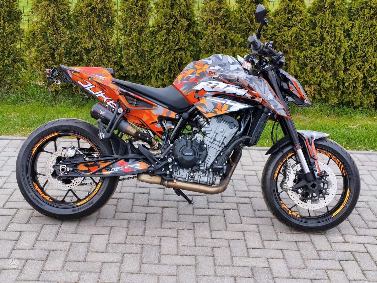 KTM Duke 790cc, street / classic
