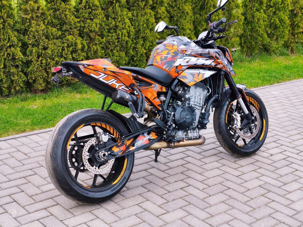 KTM Duke 790cc, street / classic