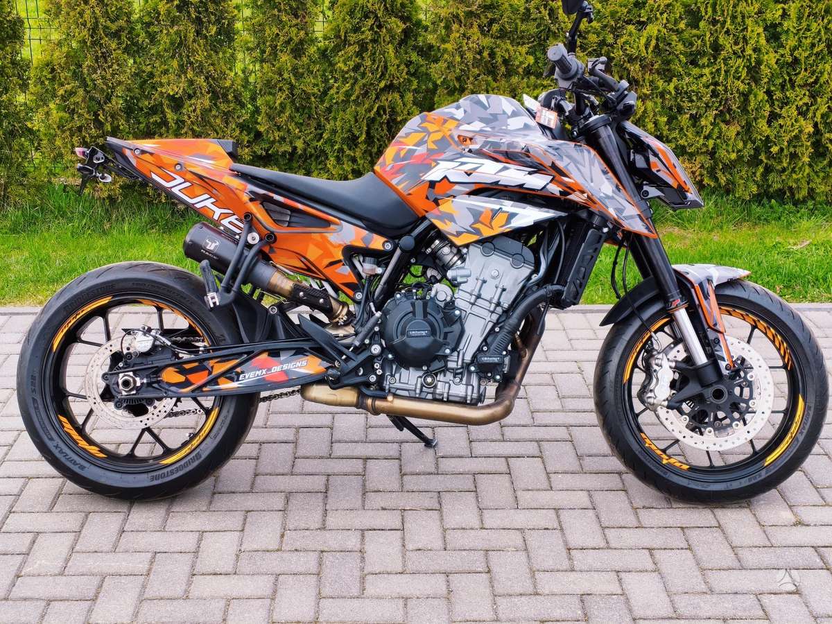 KTM Duke 790cc, street / classic