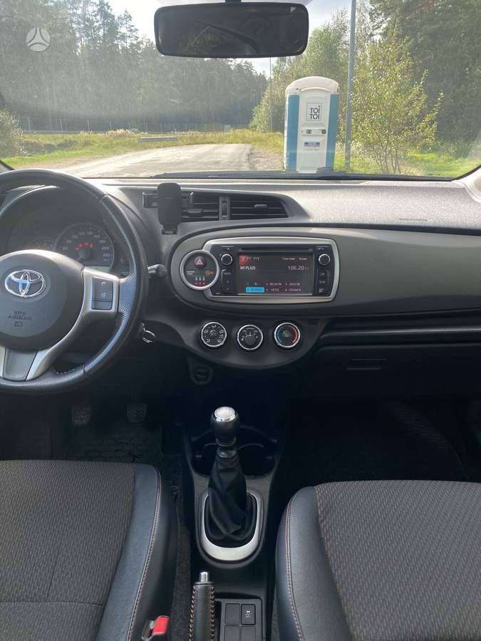 Toyota Yaris - 6