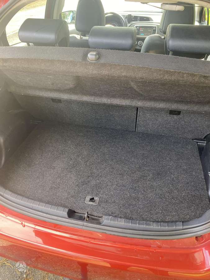 Toyota Yaris - 9