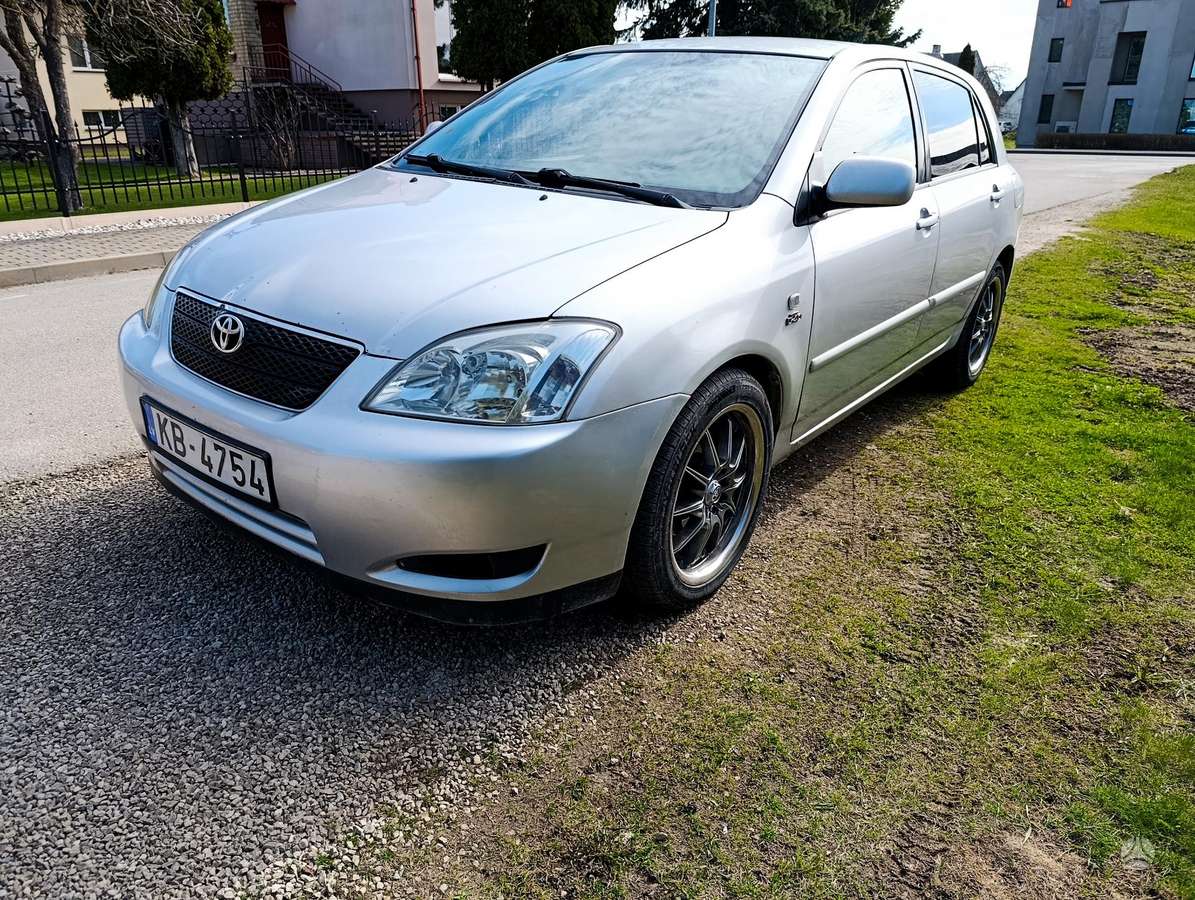 Toyota Corolla, 2.0 l., hatchback
