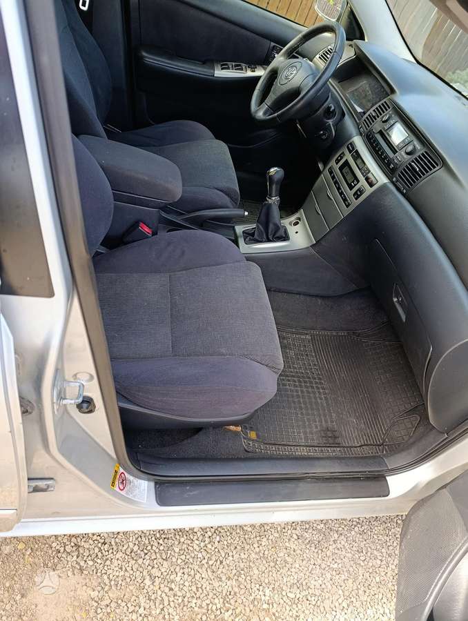 Toyota Corolla, 2.0 l., hatchback