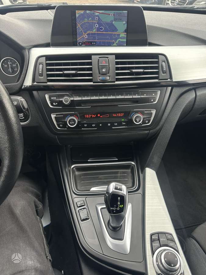 BMW 320, 2.0 l., Седан