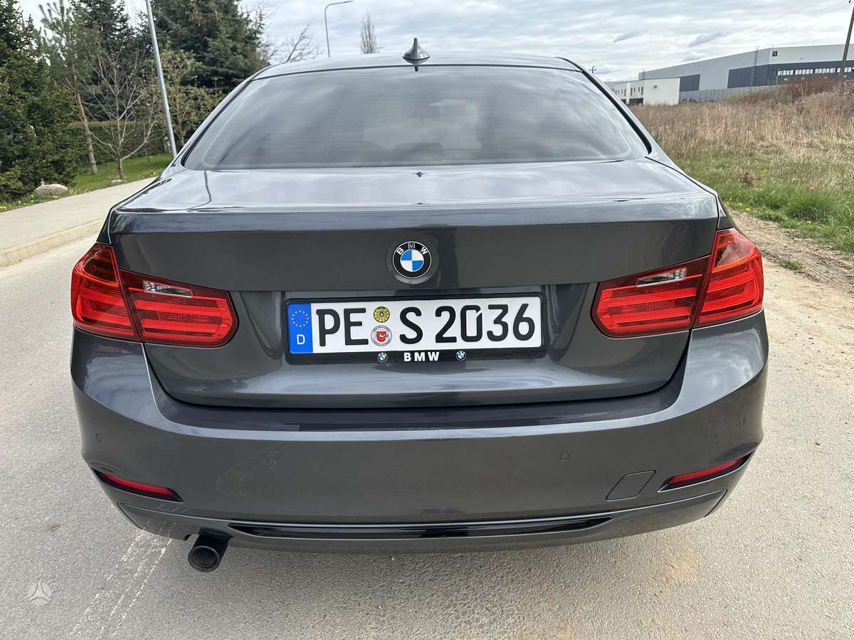 BMW 320, 2.0 l., Седан