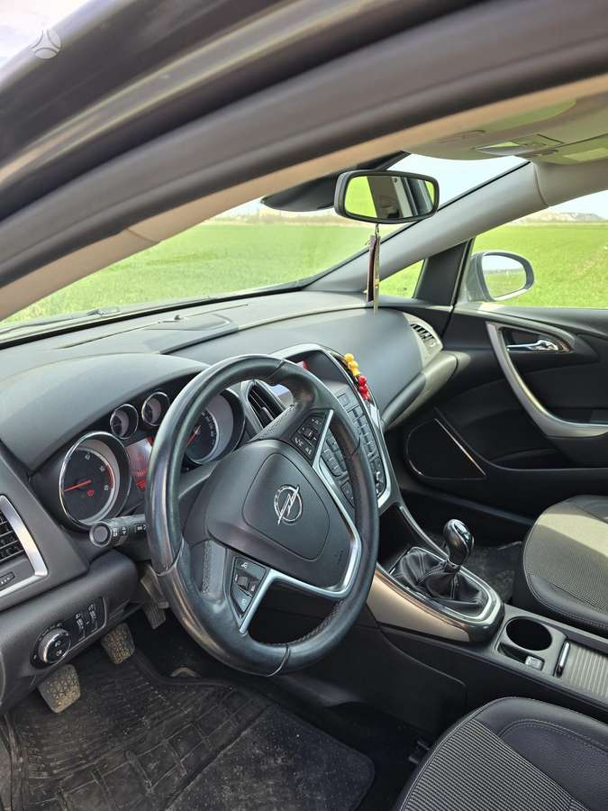 Opel Astra, 1.7 l., hatchback