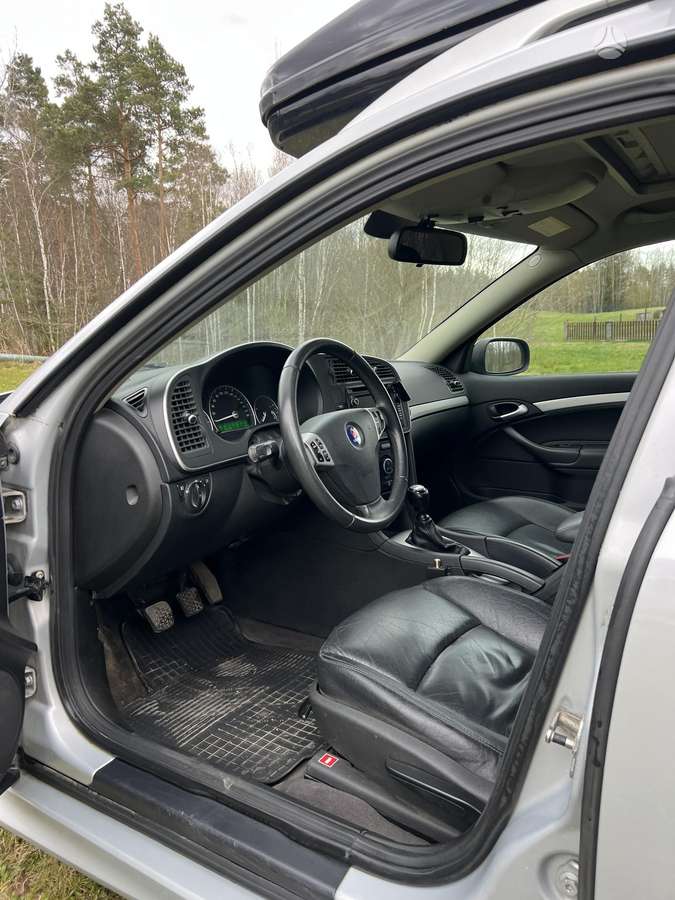 Saab 9-3, 1.9 l., universalas