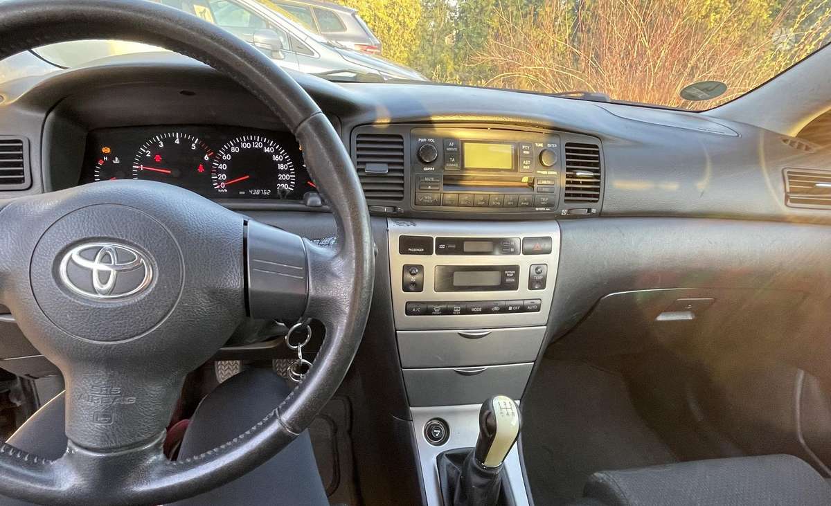 Toyota Corolla, 2.0 l., hatchback