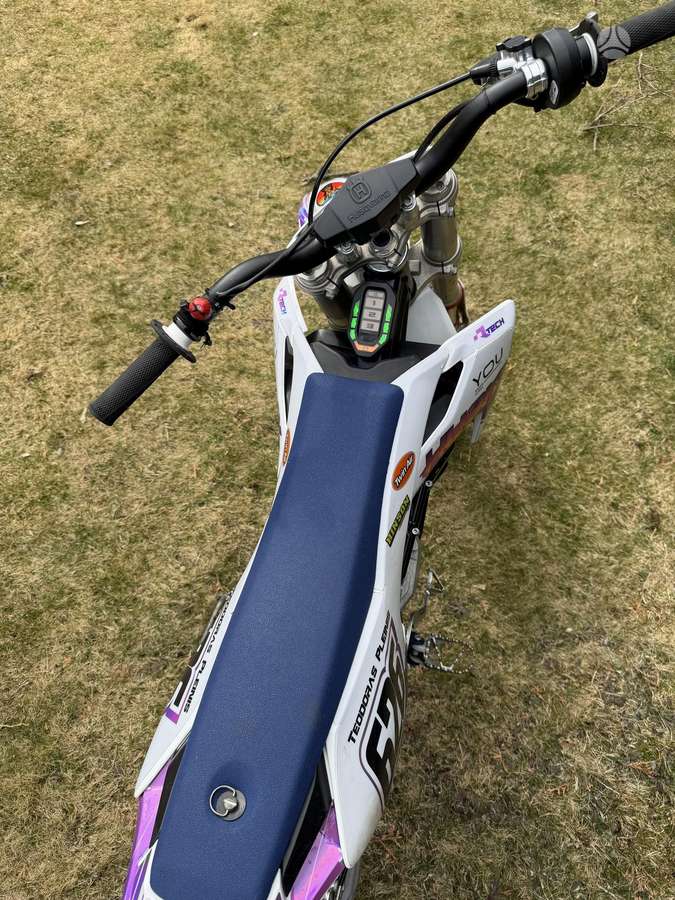 Husqvarna -kita-, кроссовые