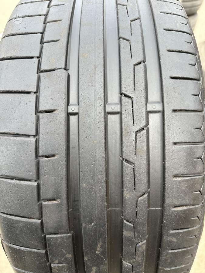 Continental, summer 235/35 R20
