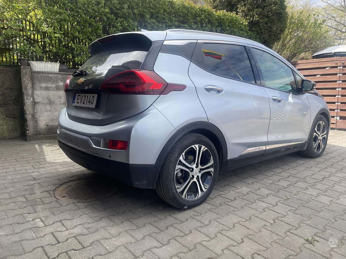 Chevrolet Bolt, 64 kWh, hatchback