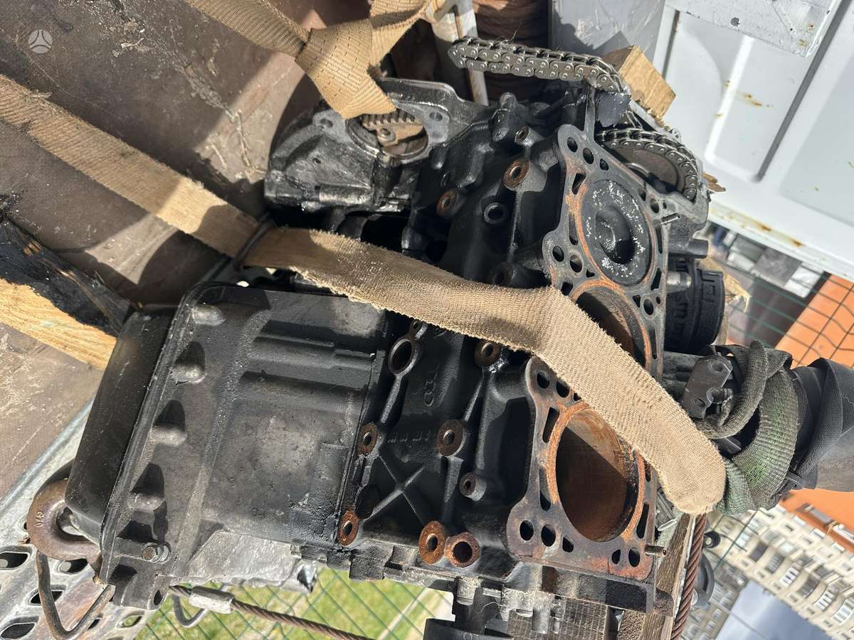 Porsche Cayenne детали двигателя