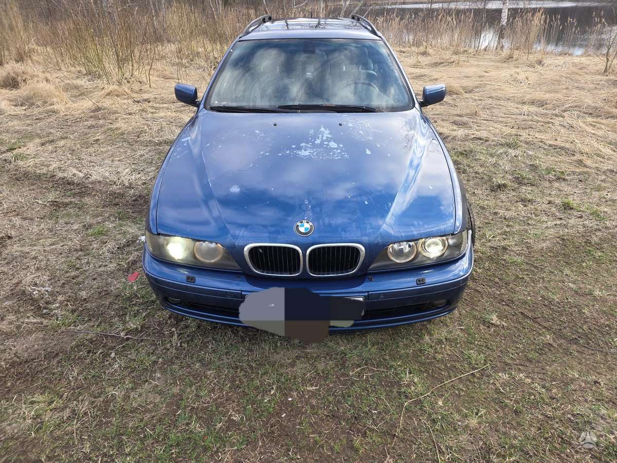 BMW 530
