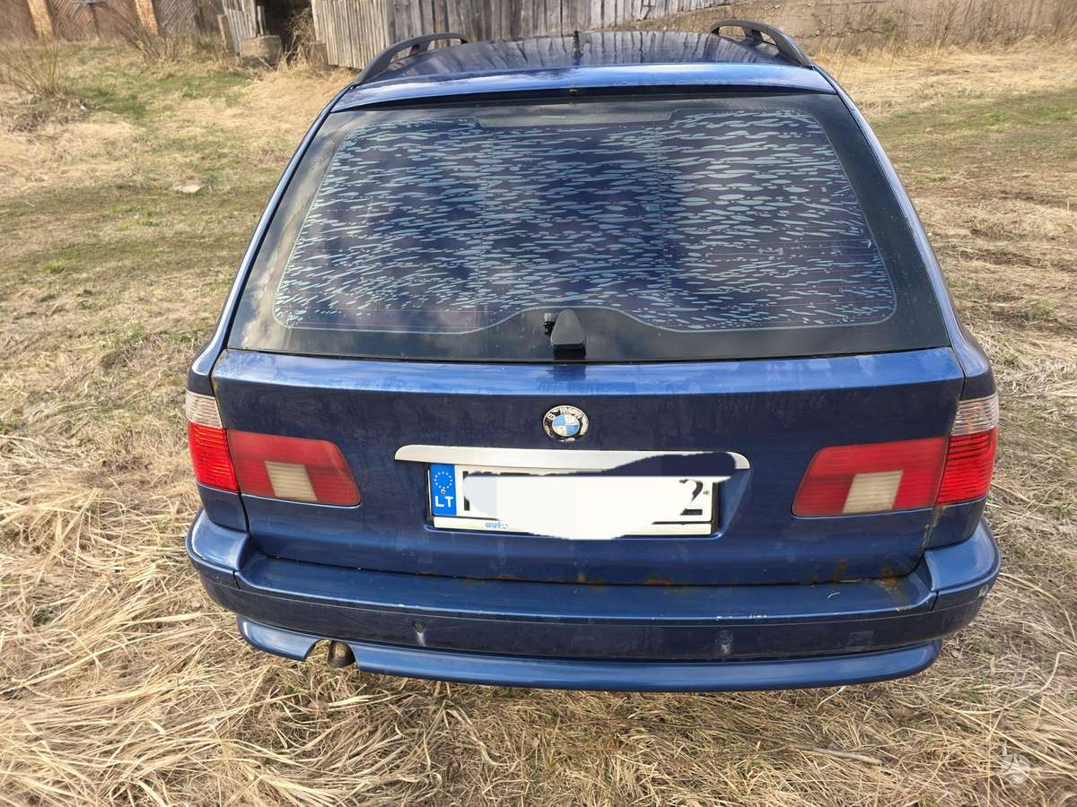 BMW 530