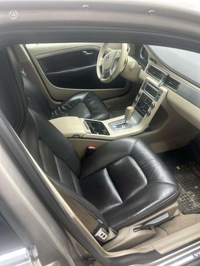 Volvo XC70, 2.4 l., Универсал
