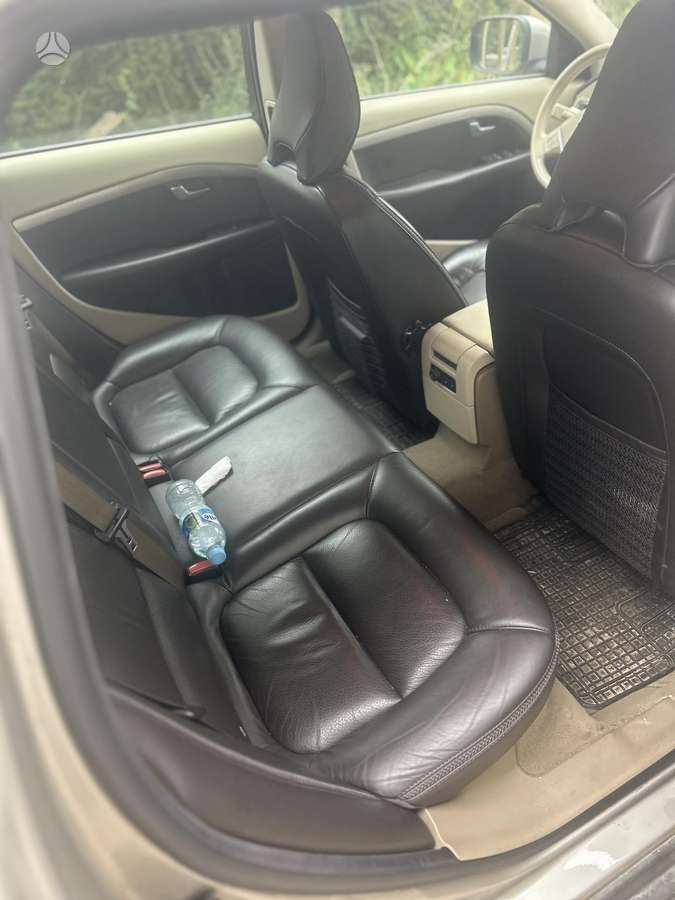 Volvo XC70, 2.4 l., Универсал